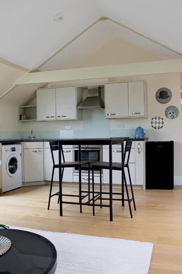 Charming 1-Bed Loft In Caerleon Newport (Gwent) Exterior foto